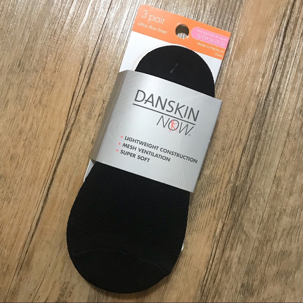 Danskin now 3 bundle of girls socks
